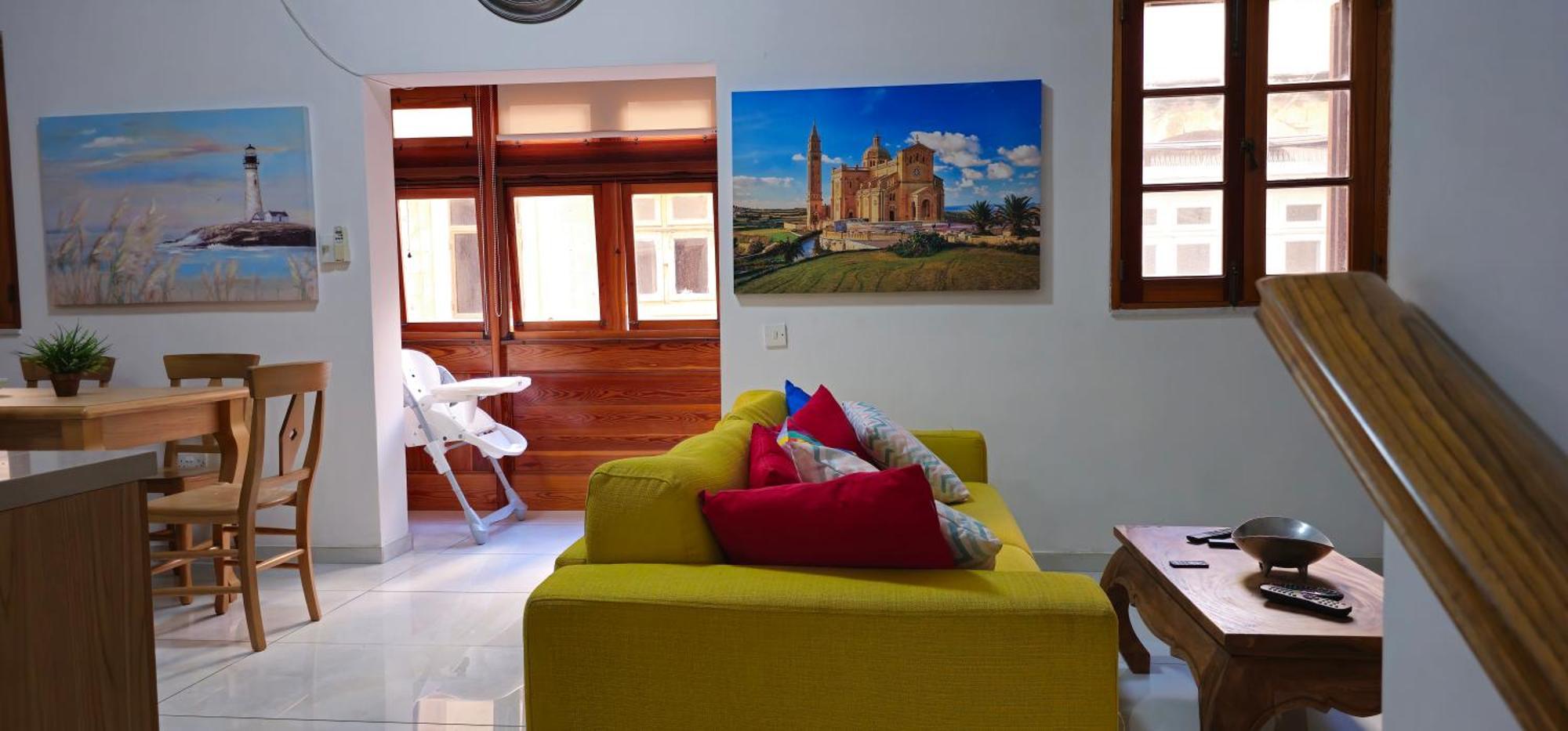 3 Floors Villa On Promenade 4 Bedrooms 3 Bathrooms Sliema Luaran gambar