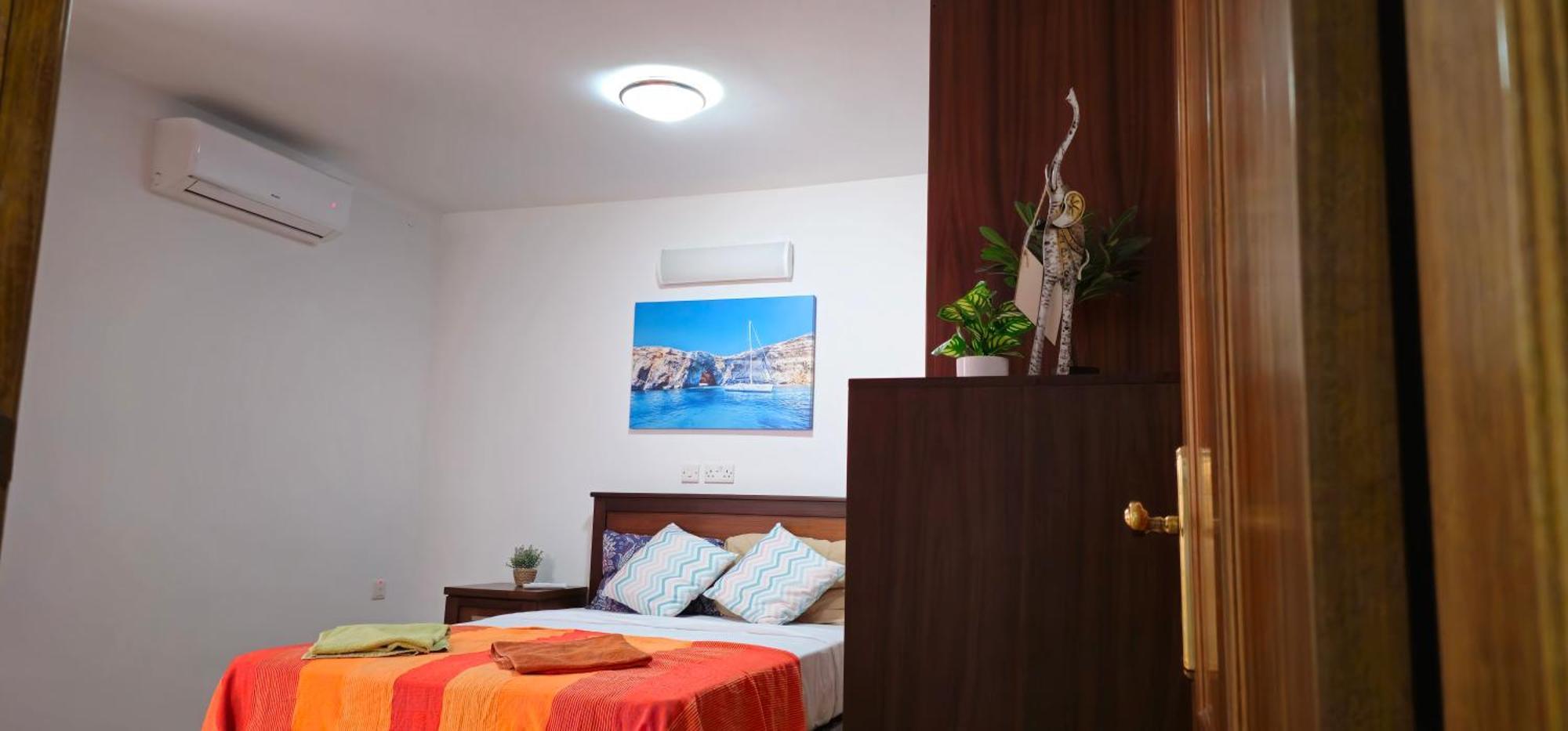 3 Floors Villa On Promenade 4 Bedrooms 3 Bathrooms Sliema Luaran gambar