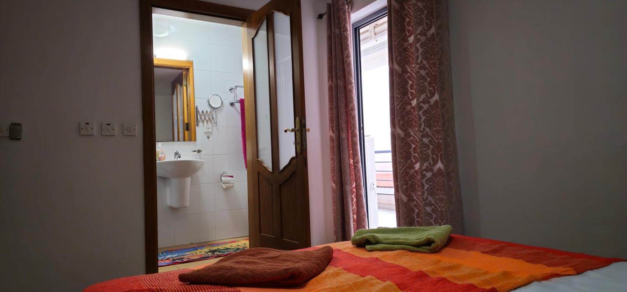 3 Floors Villa On Promenade 4 Bedrooms 3 Bathrooms Sliema Luaran gambar