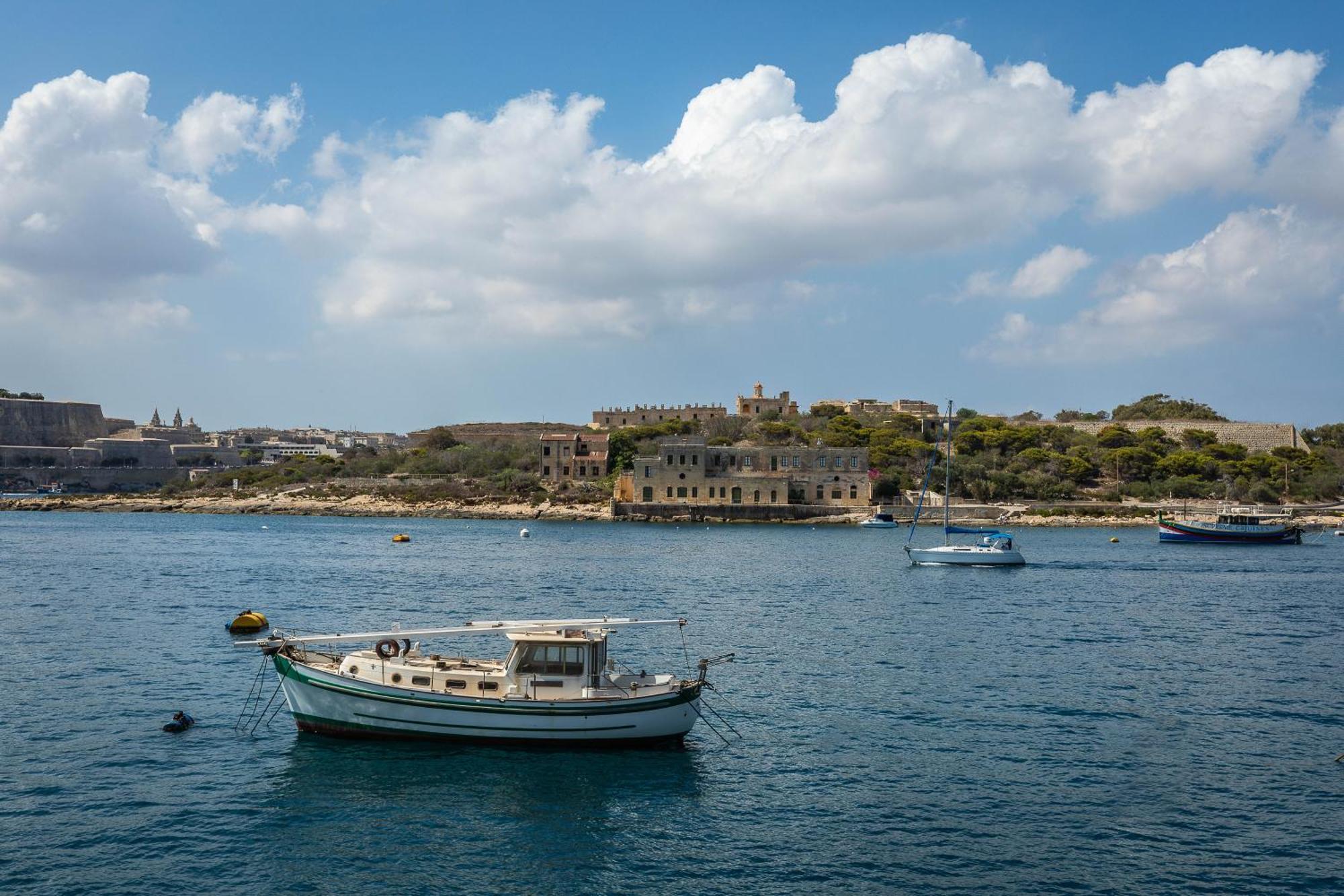 3 Floors Villa On Promenade 4 Bedrooms 3 Bathrooms Sliema Luaran gambar