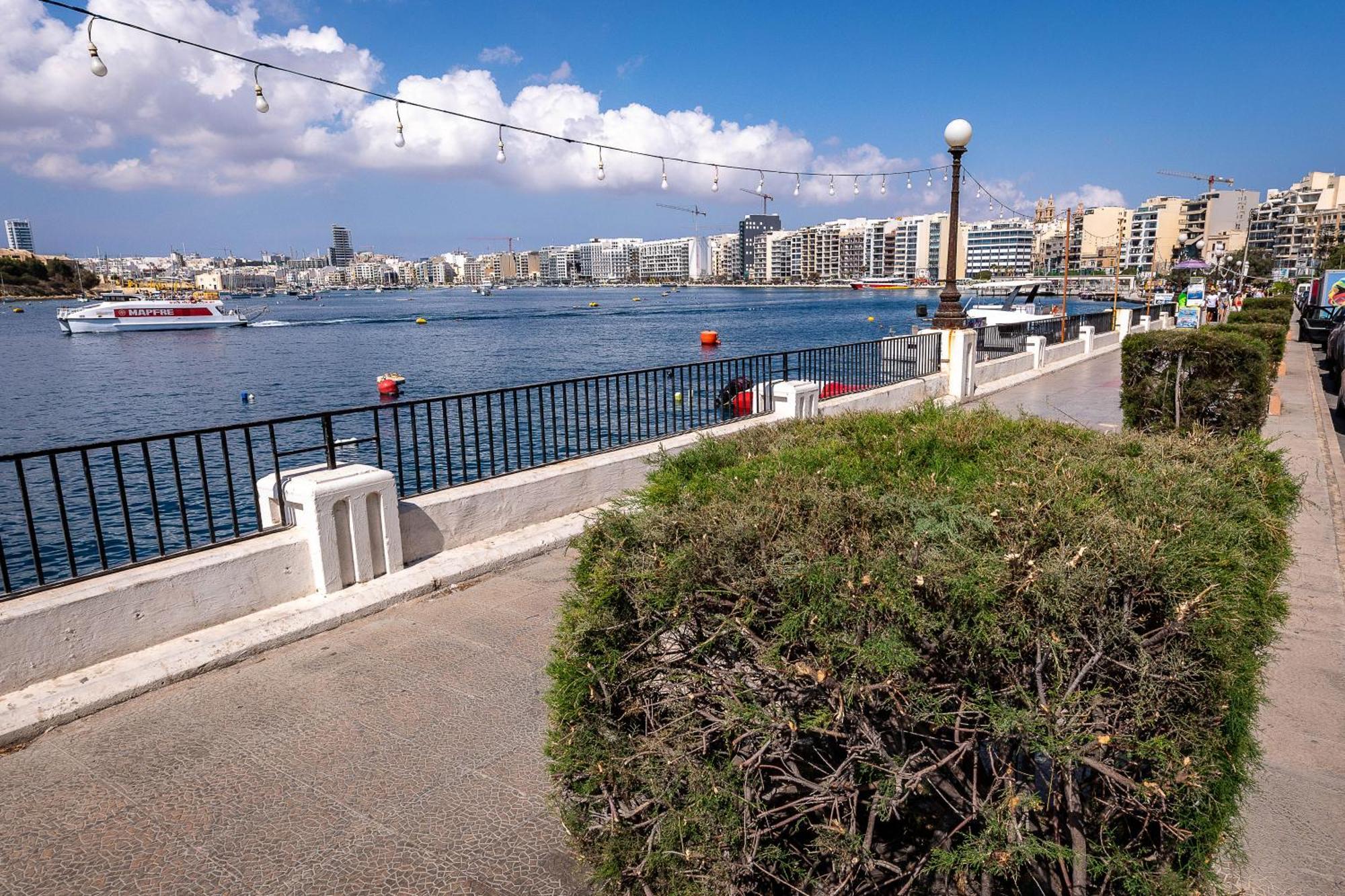 3 Floors Villa On Promenade 4 Bedrooms 3 Bathrooms Sliema Luaran gambar