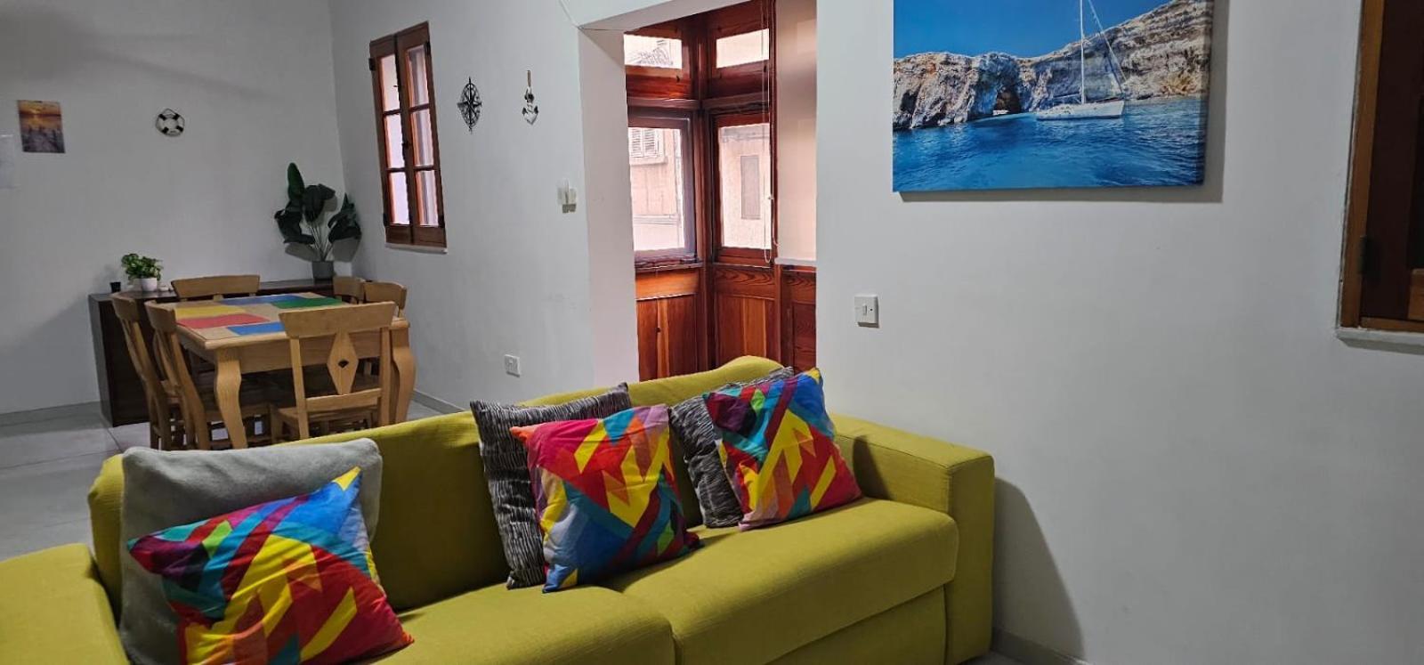 3 Floors Villa On Promenade 4 Bedrooms 3 Bathrooms Sliema Luaran gambar