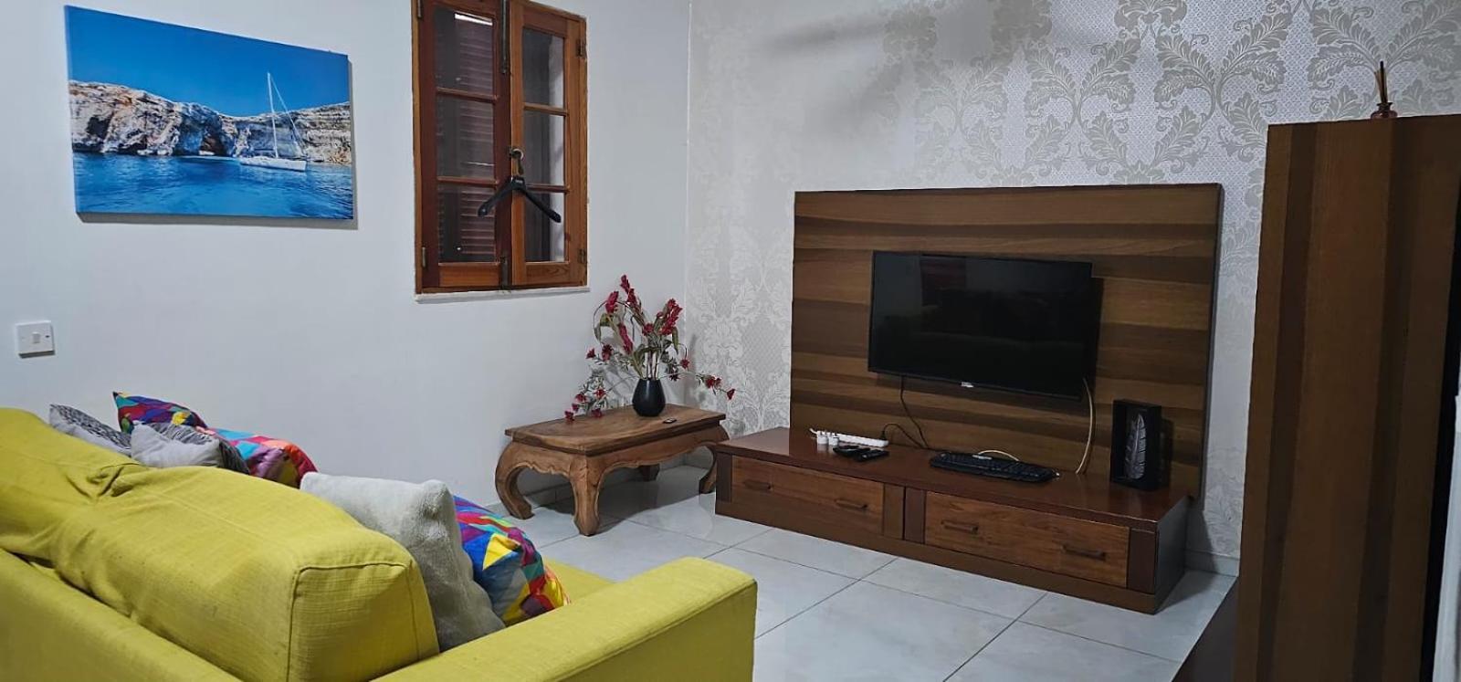 3 Floors Villa On Promenade 4 Bedrooms 3 Bathrooms Sliema Luaran gambar